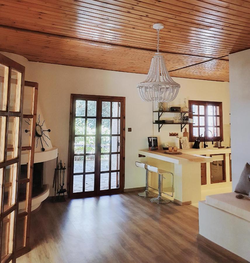 Villa Al-Ari Diakopto Ngoại thất bức ảnh